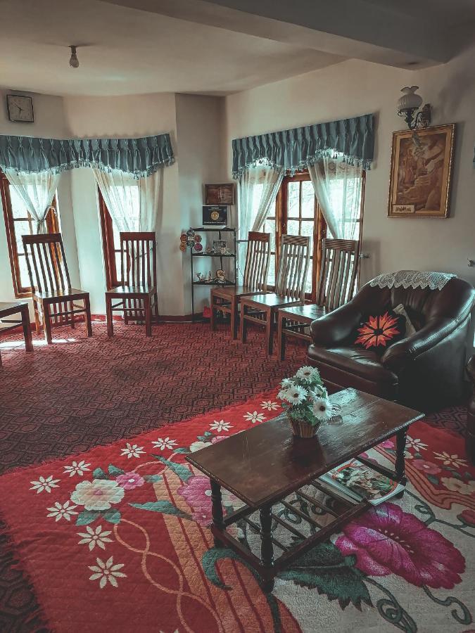 Nuwara Eliya Mountain View Homestay Bagian luar foto